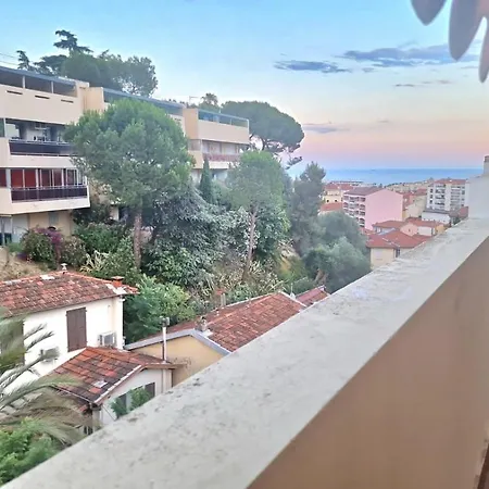 Lägenhet Spacieux Dernier Etage Avec Jacuzzi Et Vue Imprenable *
